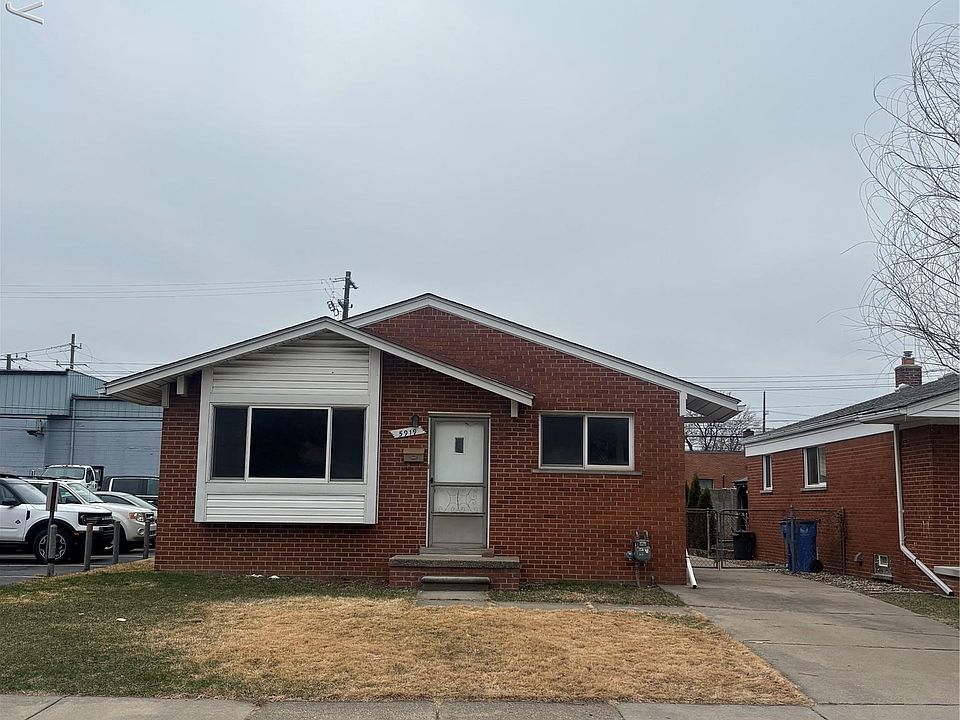 1st image of 5919 N Waverly St
