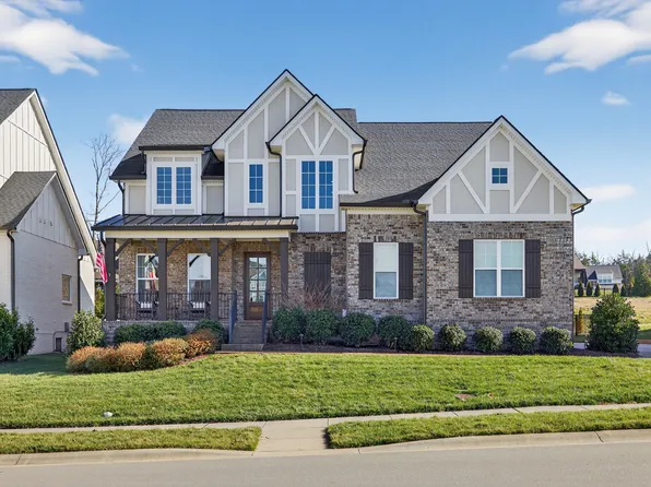 132 Telfair Ln, Nolensville, TN 37135