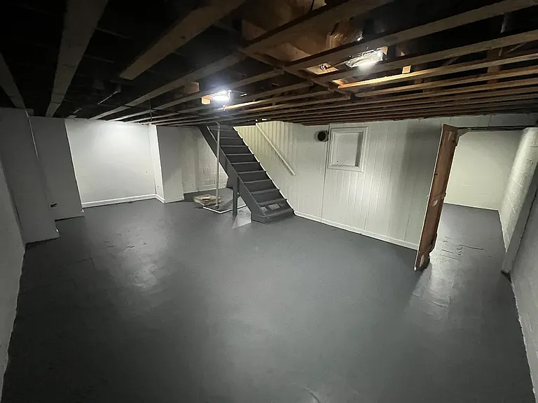 1021 Stewart Ave — Photo 16