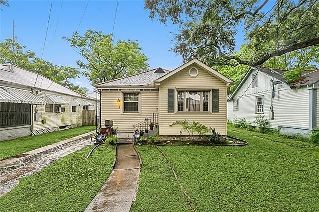 1st image of 3412 Touro St