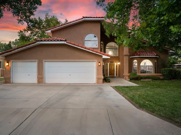 1639 Tierra Del Rio NW, Albuquerque, NM 87107
