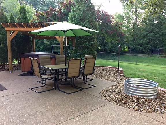 4th image of 10579 Monticello Dr