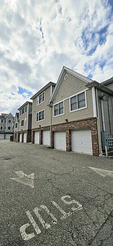 280 Grand Ave #1A Photo 1
