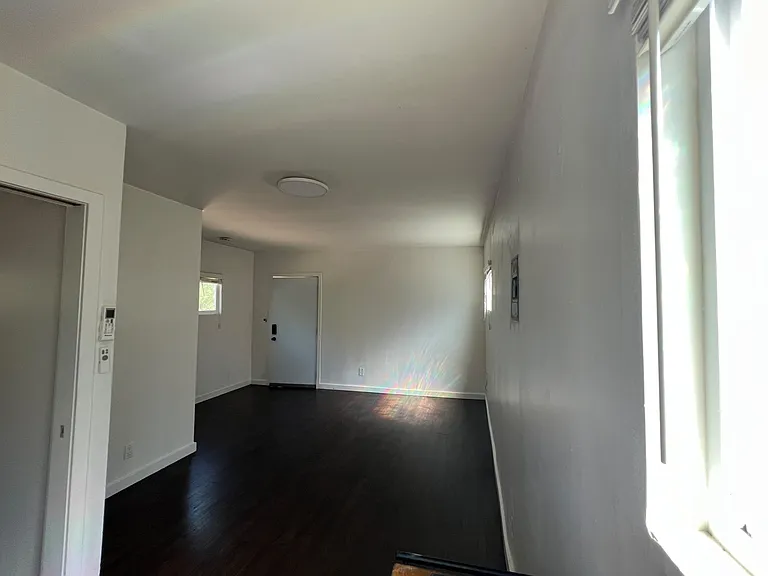 3349 Isabel Dr — Photo 3