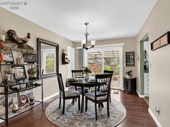 5th image of 1000 Apple Ln