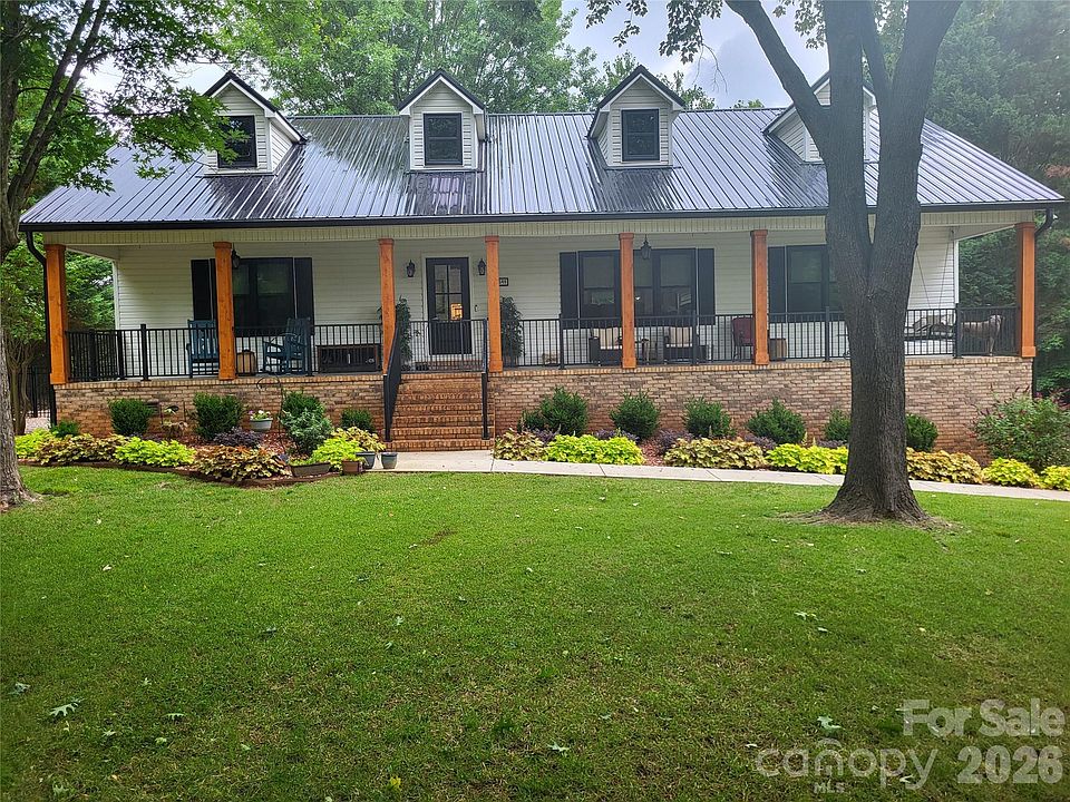 1st image of 2549 Lake Shore Rd S
