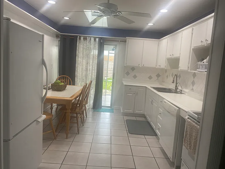 113 Palomino Cir #1 — Photo 5