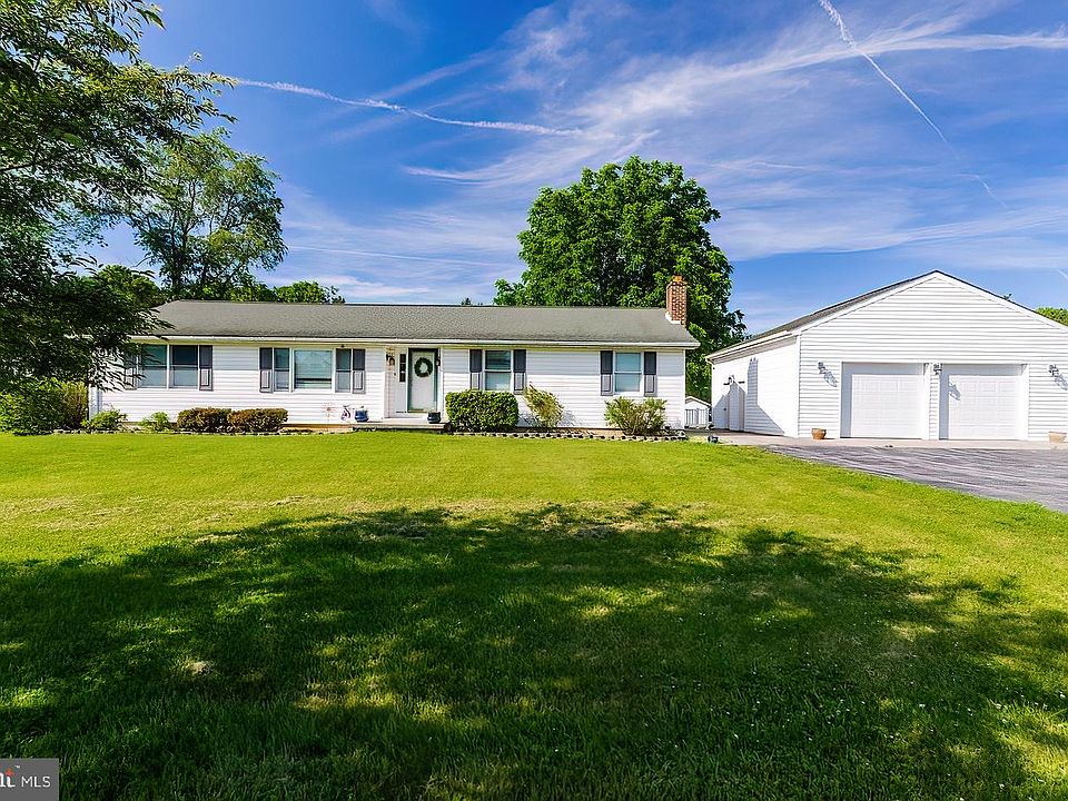 1371 Grade Rd, Falling Waters, WV 25419 Zillow