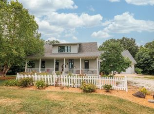 19143 Reddish Ford Rd, Jerseyville, IL 62052