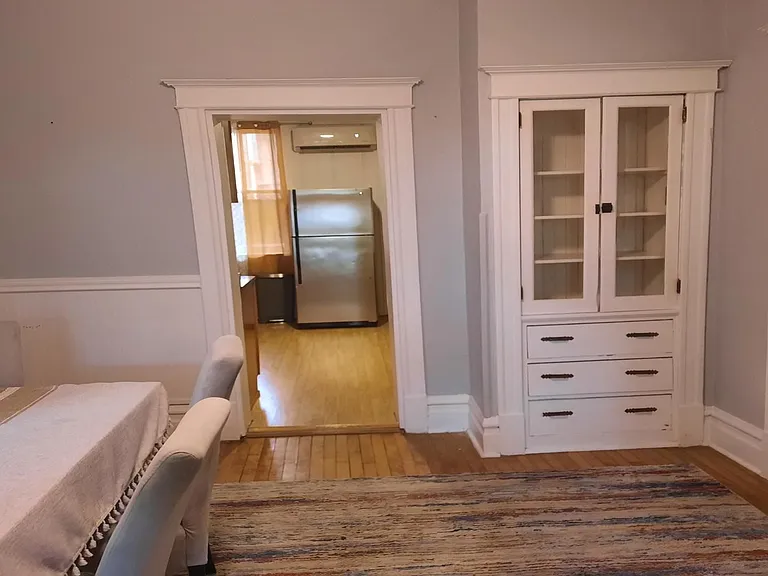 1734 N Sedgwick St — Photo 16