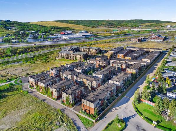 Additional property image - 616 N Greenbriar Cmn NW, Calgary, AB T3B 6J3