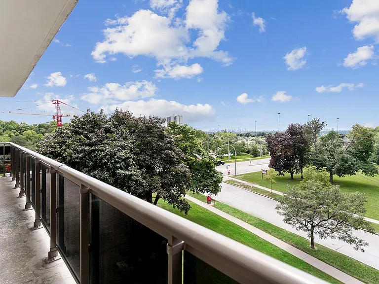 1216 York Mills Rd — Photo 5
