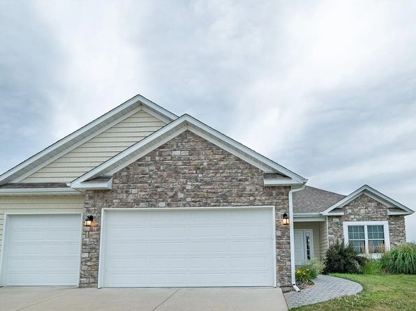 7 Blackstone Way