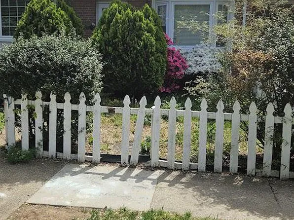 14475 Belvedere Dr, Woodbridge, VA 22193