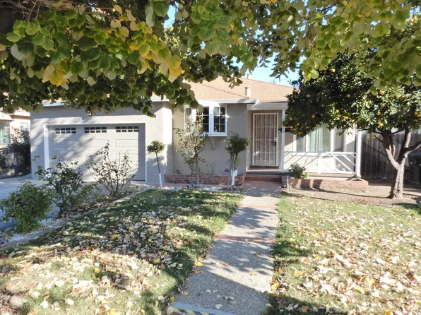 2060 Pulgas Ave, East Palo Alto, CA 94303