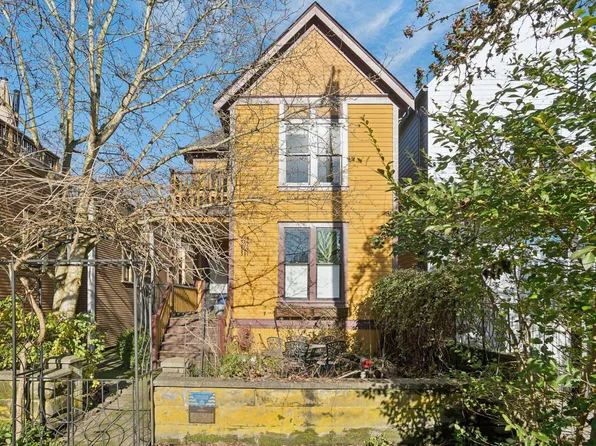 509 Union St, Vancouver, BC V6A 2B7