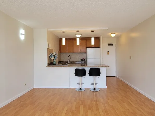 98-1038 Moanalua Rd #7/1507, Aiea, HI 96701
