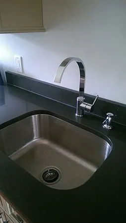 1 bed, 1.0 bath, 1000 sqft, $2,500 — Photo 3