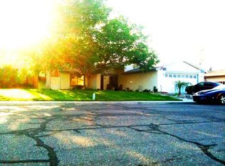 1119 N Las Posas Ct, Ridgecrest, CA 93555