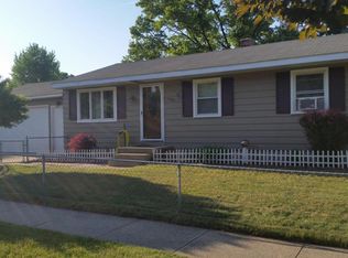 1393 Oakcrest St SW, Wyoming, MI 49509