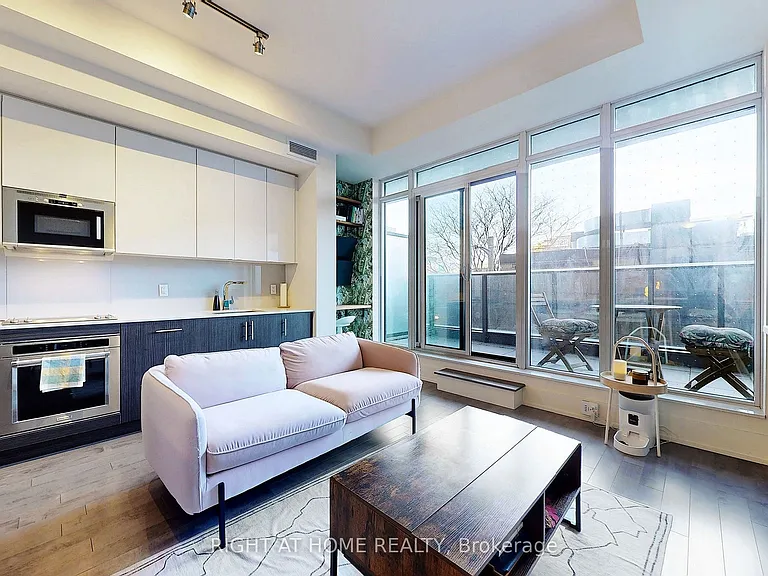 330 Richmond St W #209 — Photo 6
