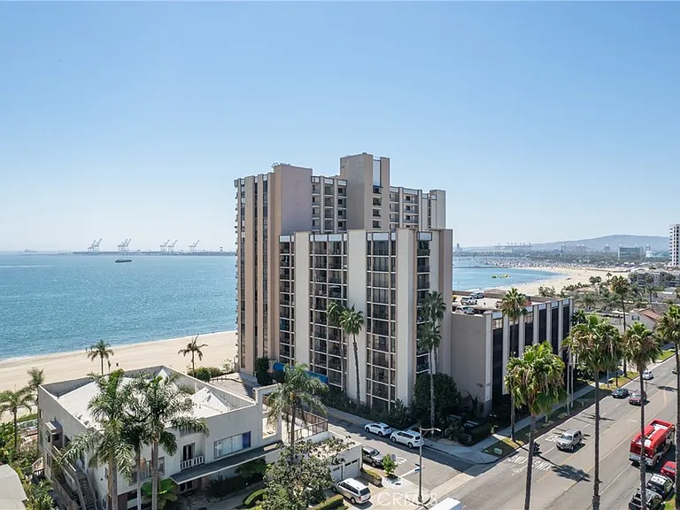 1750 E Ocean Blvd #101 — Photo 35