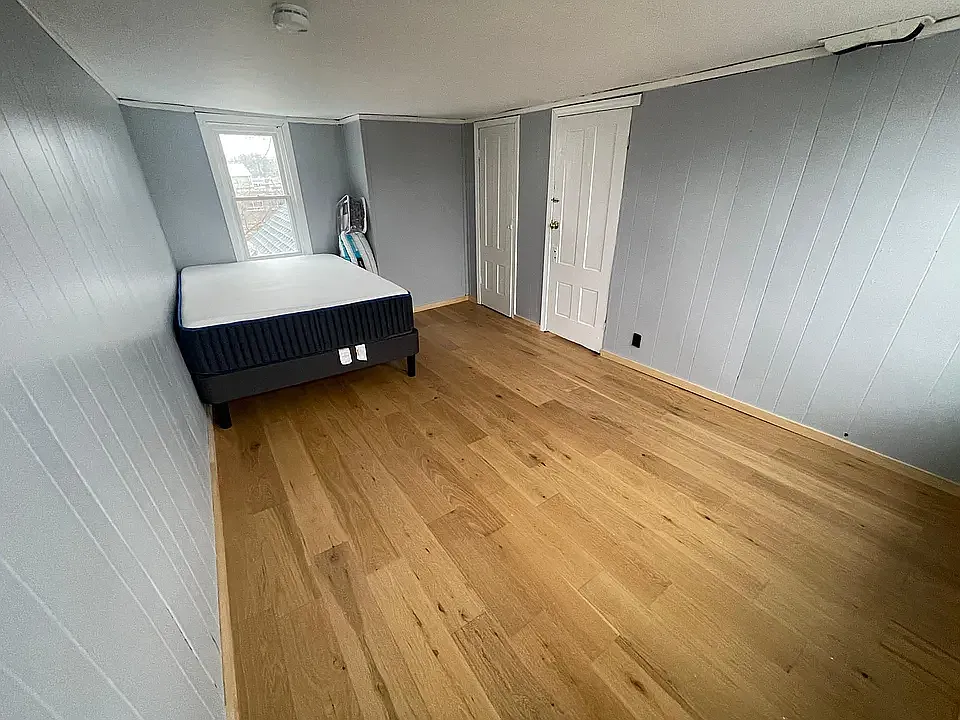 Building Photo - 23 Bowers St #1