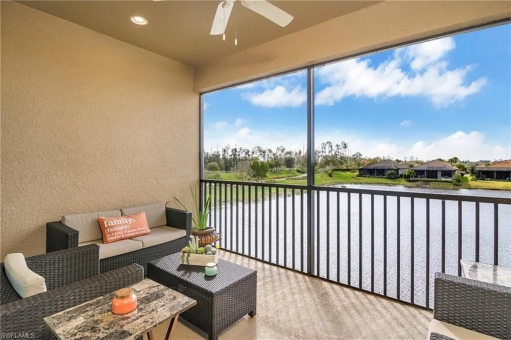 2 bed, 2.0 bath, 1632 sqft, $7,500 — Photo 3