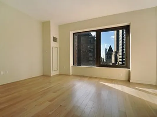 Sold by Citi Habitats | media 22