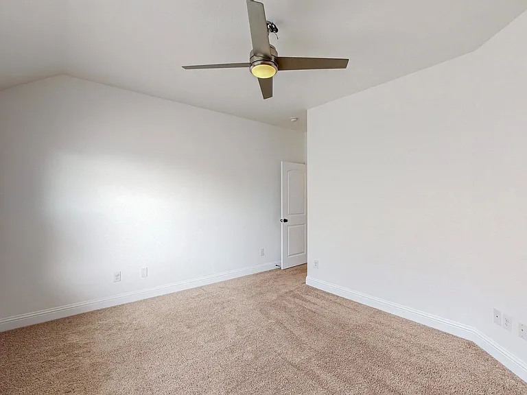 712 Davinci Ct — Photo 27