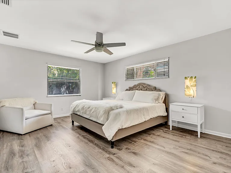 88 Pinehill Trl E — Photo 14