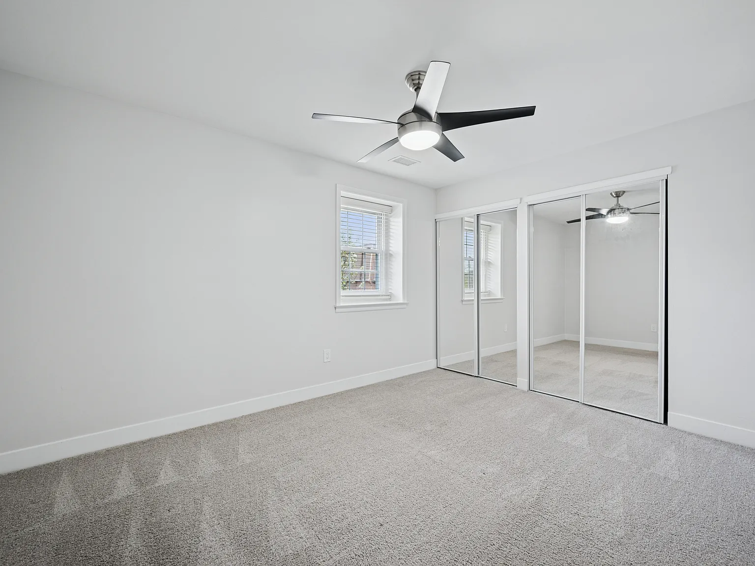 Meadowbrook Apartments — Photo 2
