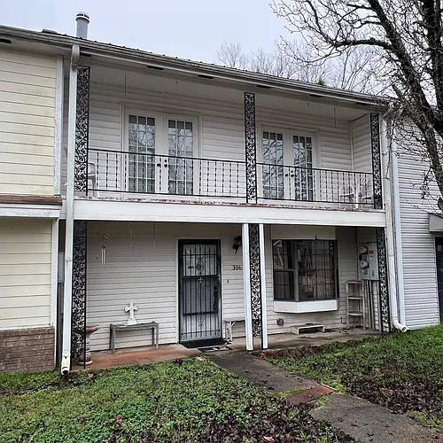 306 Thomas Jefferson Dr Photo 1