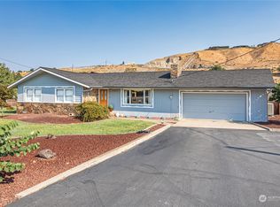 2601 Rock Island Rd, East Wenatchee, WA 98802