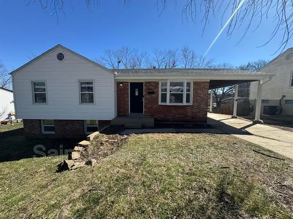 5122 Ville Maria Ln, Hazelwood, MO 63042