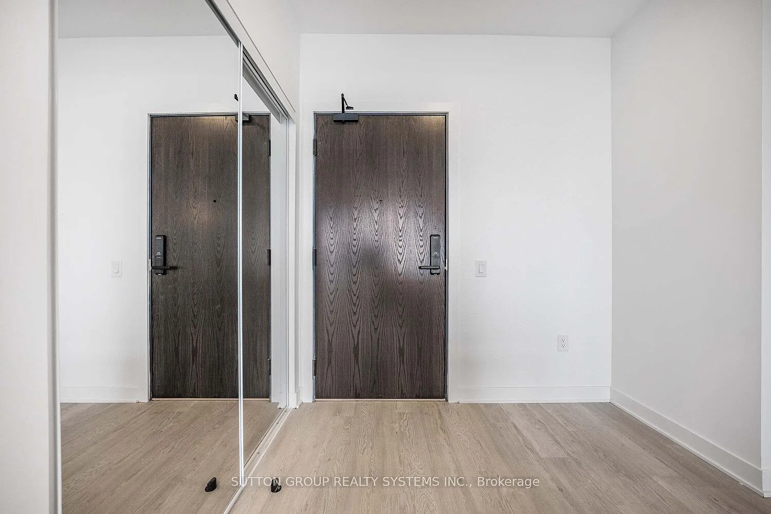 LJM Tower — Photo 4
