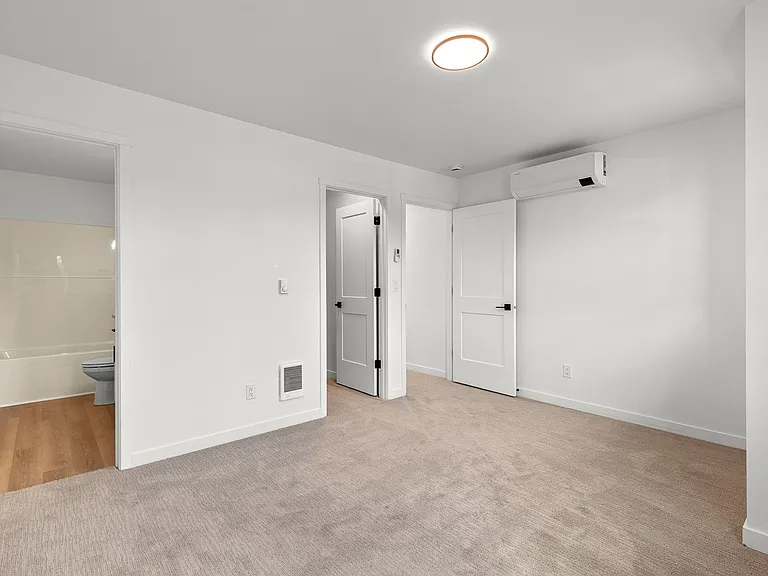 1307 Mullan Lodge — Photo 19