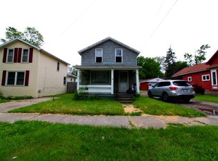 1011 Mackinaw St, Saginaw, MI 48602