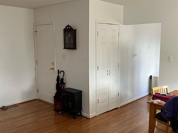 2nd Floor apartment dining area & living room