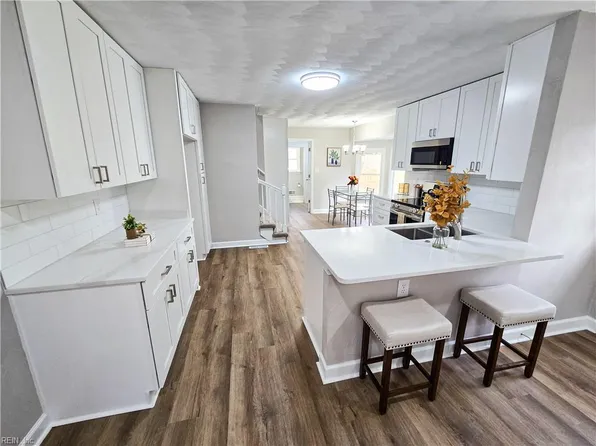 228 Oakengate Turn, Virginia Beach, VA 23462