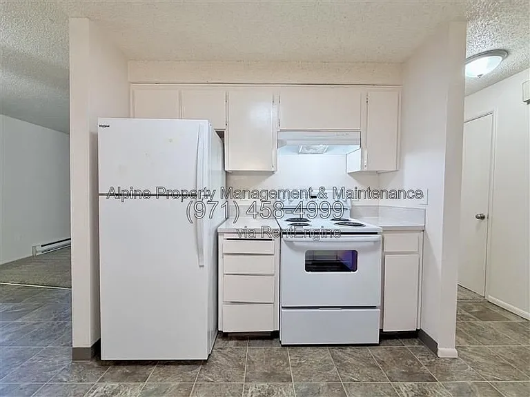 17890 SW Alexander St #2 — Photo 3