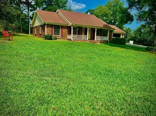 8310 Waterloo Rd, Tuscumbia, AL 35674
