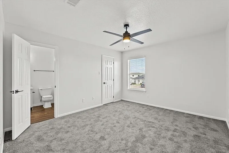 2 bed, 2.5 bath, 1272 sqft, $1,750 — Photo 3