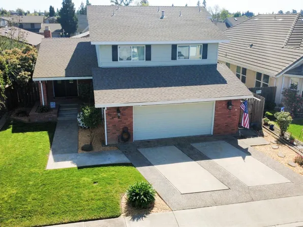 1957 Blue Spruce Dr, Oakdale, CA 95361