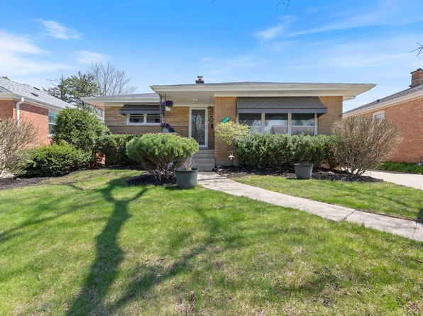 1919 Downing Ave, Westchester, IL 60154