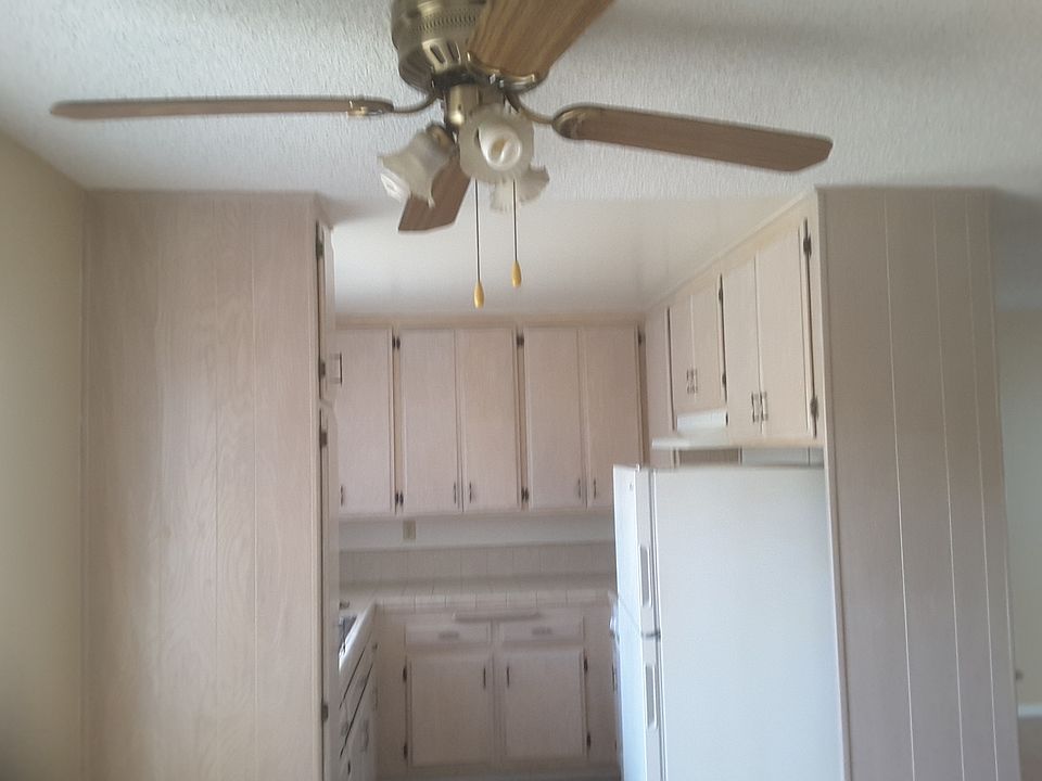 2nd image of 1550 Pacific Beach Dr #Pbd3