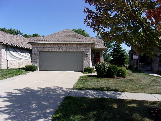 1st image of 287 Creekwood Cir