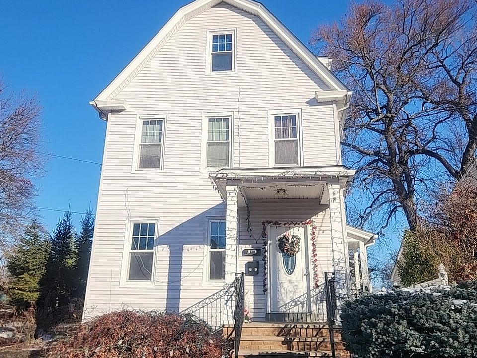 1st image of 62 Shadyside Ave #1