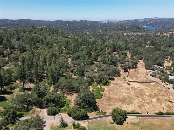 11432 Miners Way, Rough And Ready, CA 95975