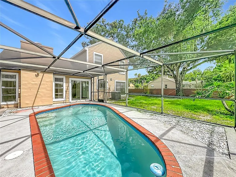 650 Whittingham Pl — Photo 52